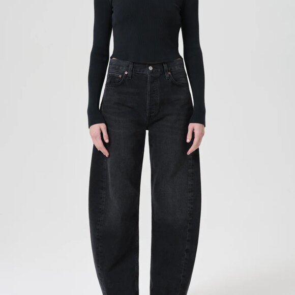 Low Curve Jean In Black Tar - Picture 1 of 11